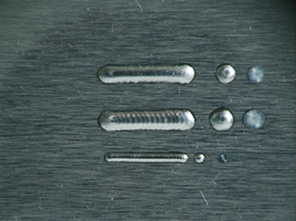 <a href='http://m.goshang.cn/product/3.htm' class='text_a'>模具激光焊機(jī)</a>修復(fù)鏡面模具效果